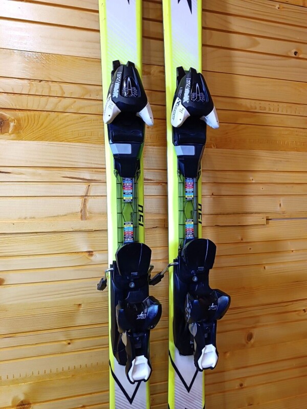 LYŽE SALOMON XMAX JR 150CM